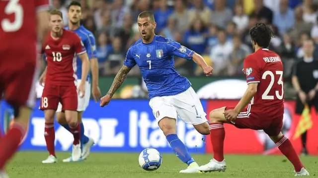 前一直保持 前一直保持