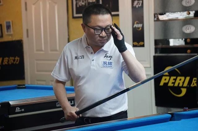 特别是在比 特别是在比